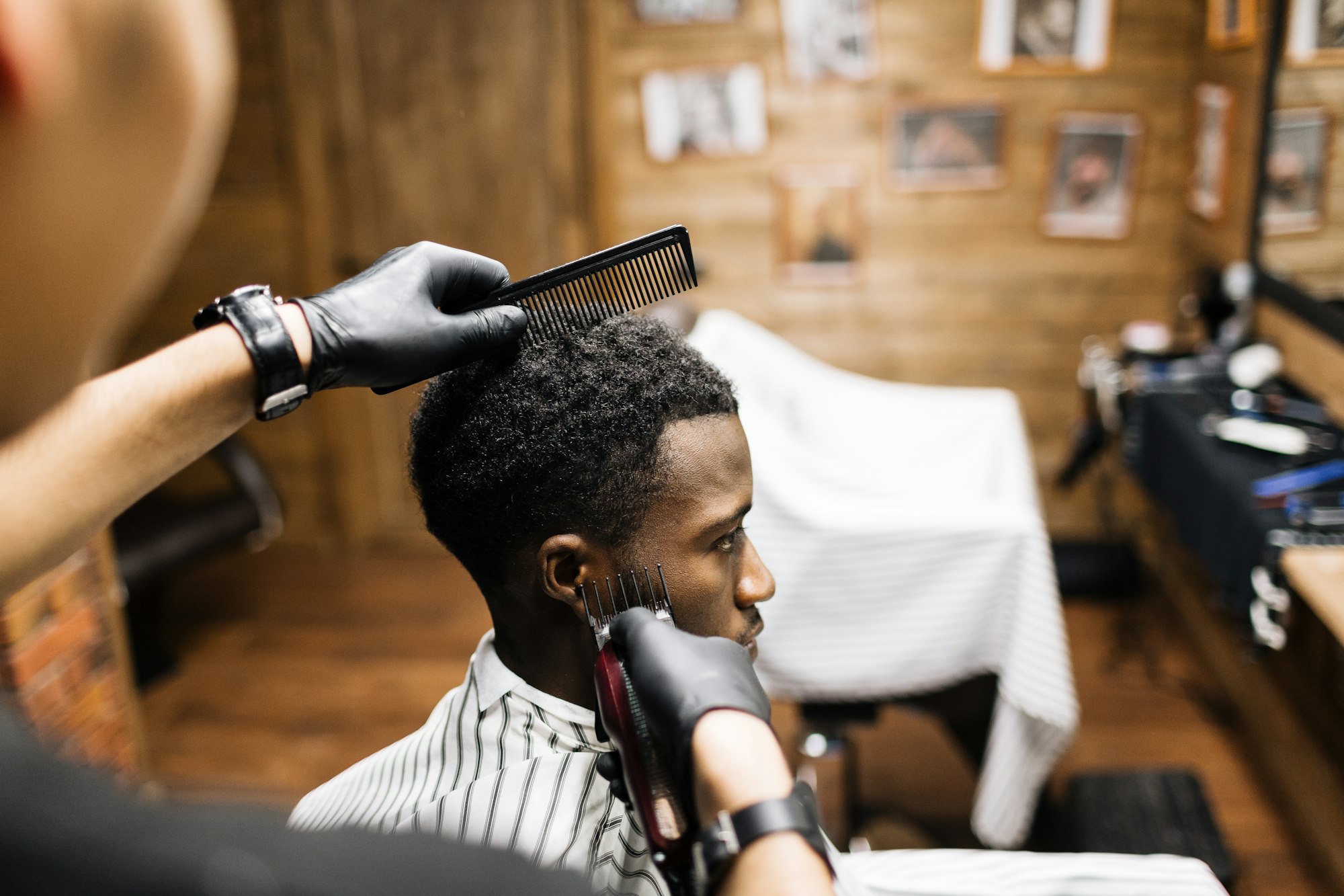 haircut in salon